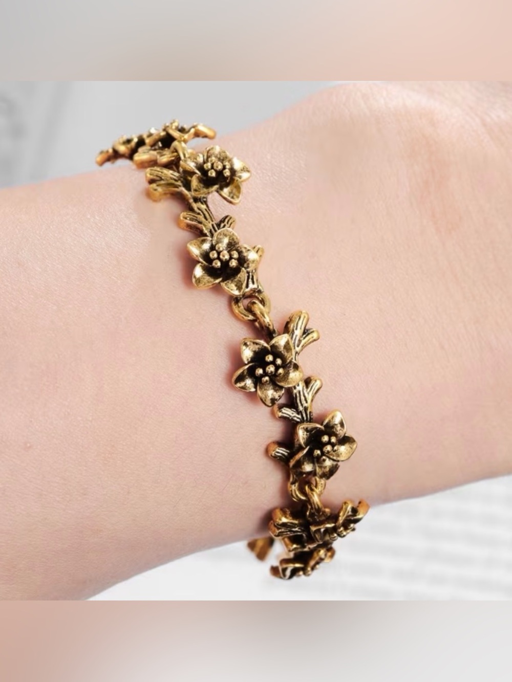 Western Gold Floral Link Bracelet - Bohemian Style Women's Jewelry